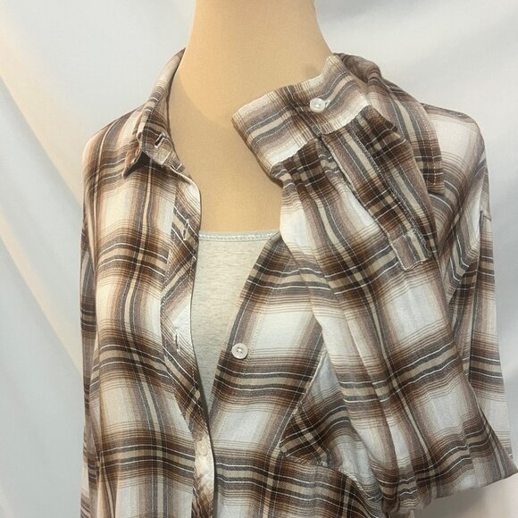 Plaid, brown, tan/cream button down shirt Time and Tru, size Medium (8-10), - Picture 4 of 5